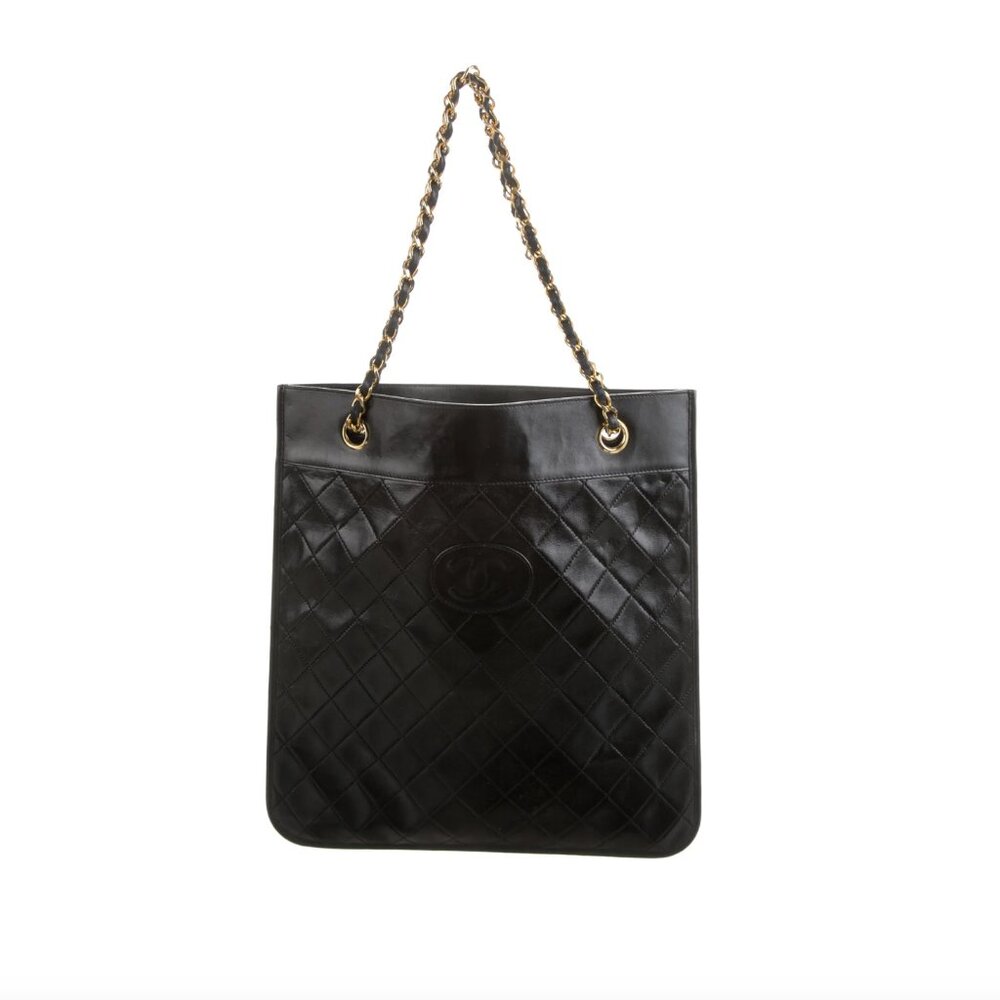 Chanel Quilted CC Flat Tote Chain EUC